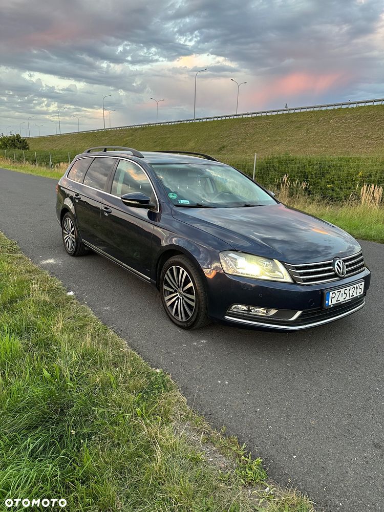 Volkswagen Passat 2.0 TDI Comfortline DSG - 2