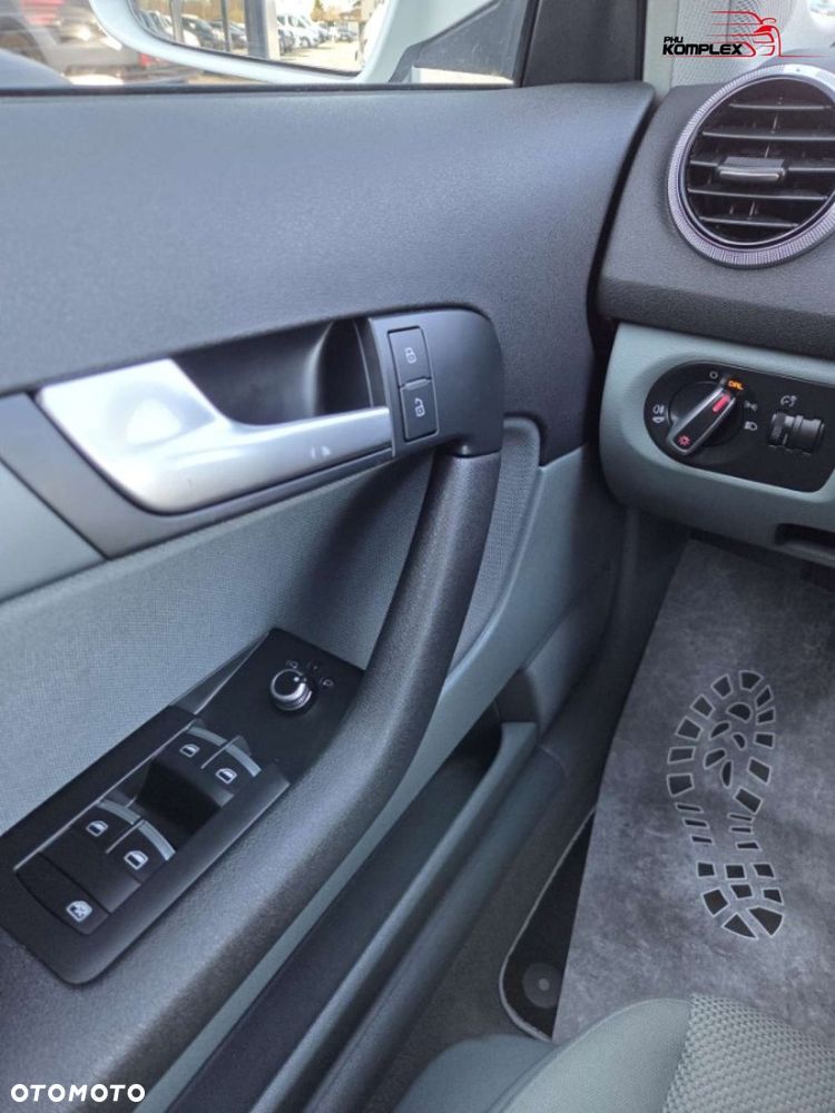 Audi A3 Sportback - 16