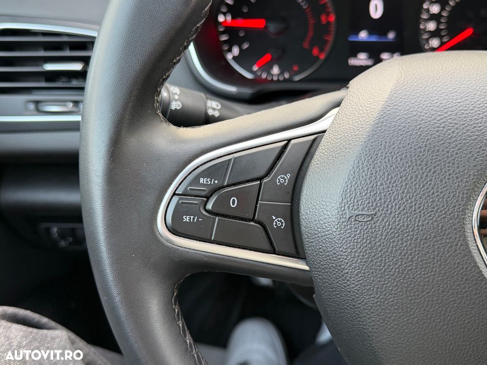 Renault Megane BLUE dCi Business - 14