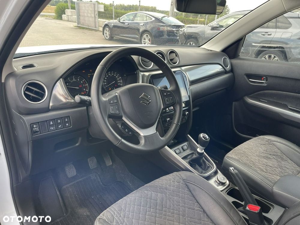 Suzuki Vitara 1.4 Boosterjet SHVS Elegance 4WD - 6