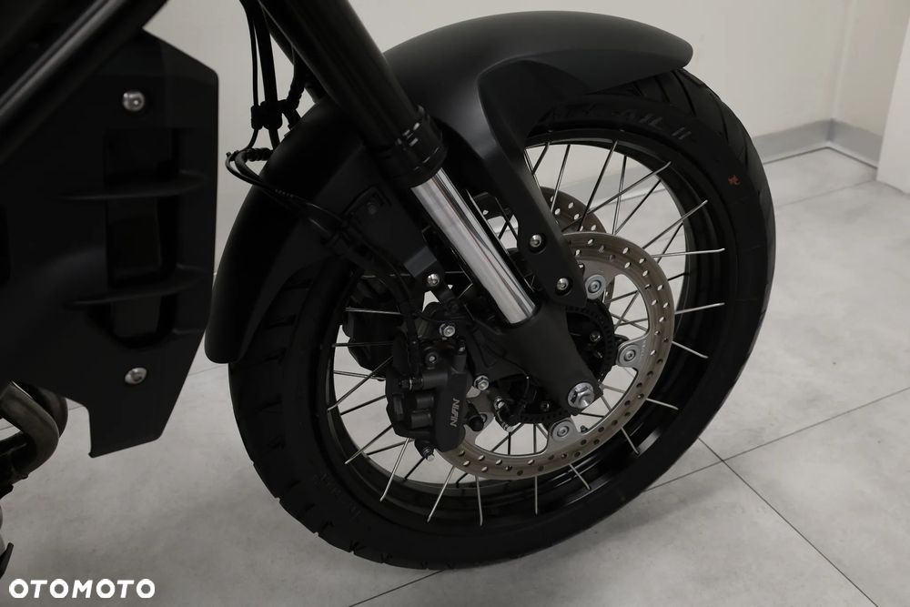 Honda VFR - 28
