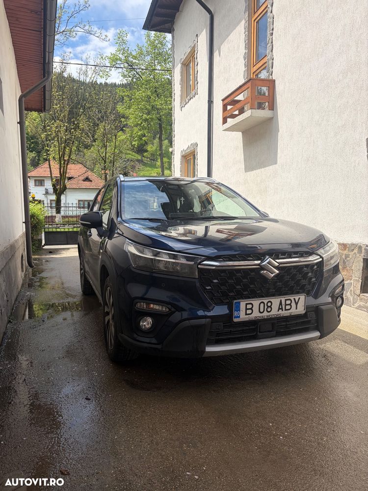 Suzuki S-Cross 1.4 Boosterjet Mild Hybrid AllGrip Luxus - 3