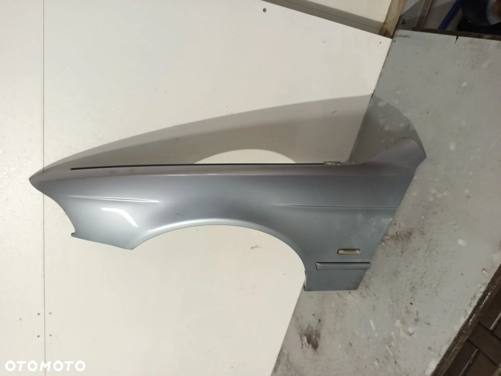 BŁOTNIK PRZÓD PRZEDNI LEWY BMW E39 TITANSILBER SREBRNY - 3