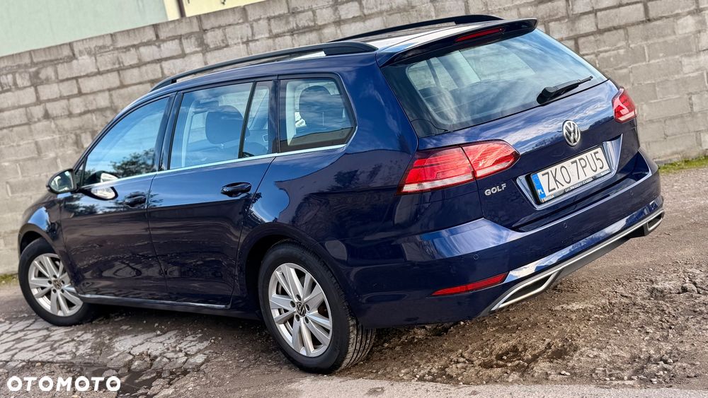 Volkswagen Golf - 9
