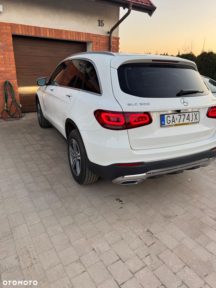 Mercedes-Benz GLC 300 4-Matic - 11
