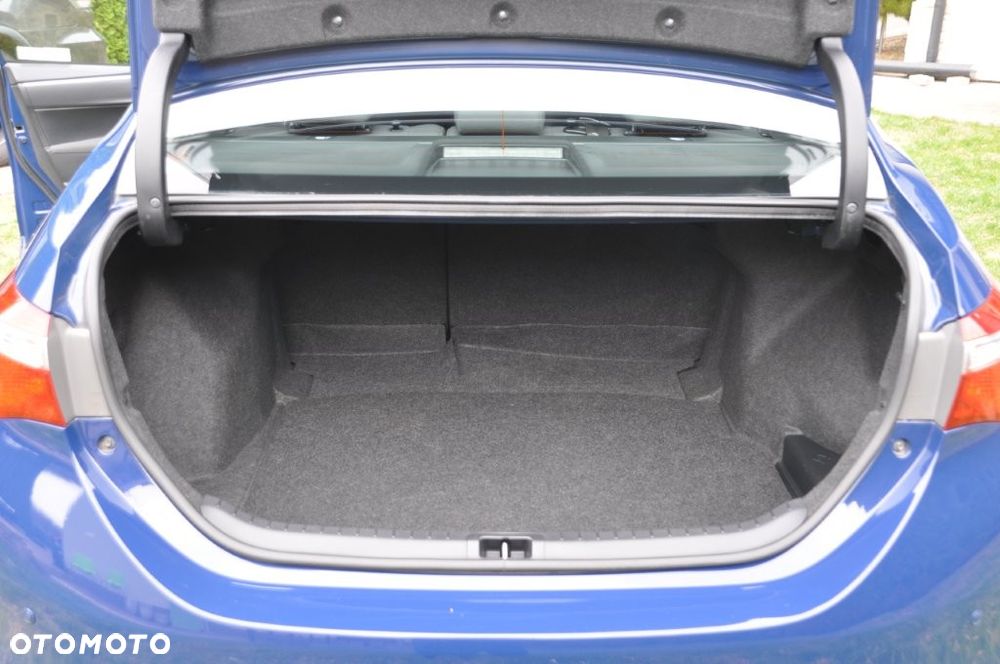 Toyota Corolla 1.33 Active - 12