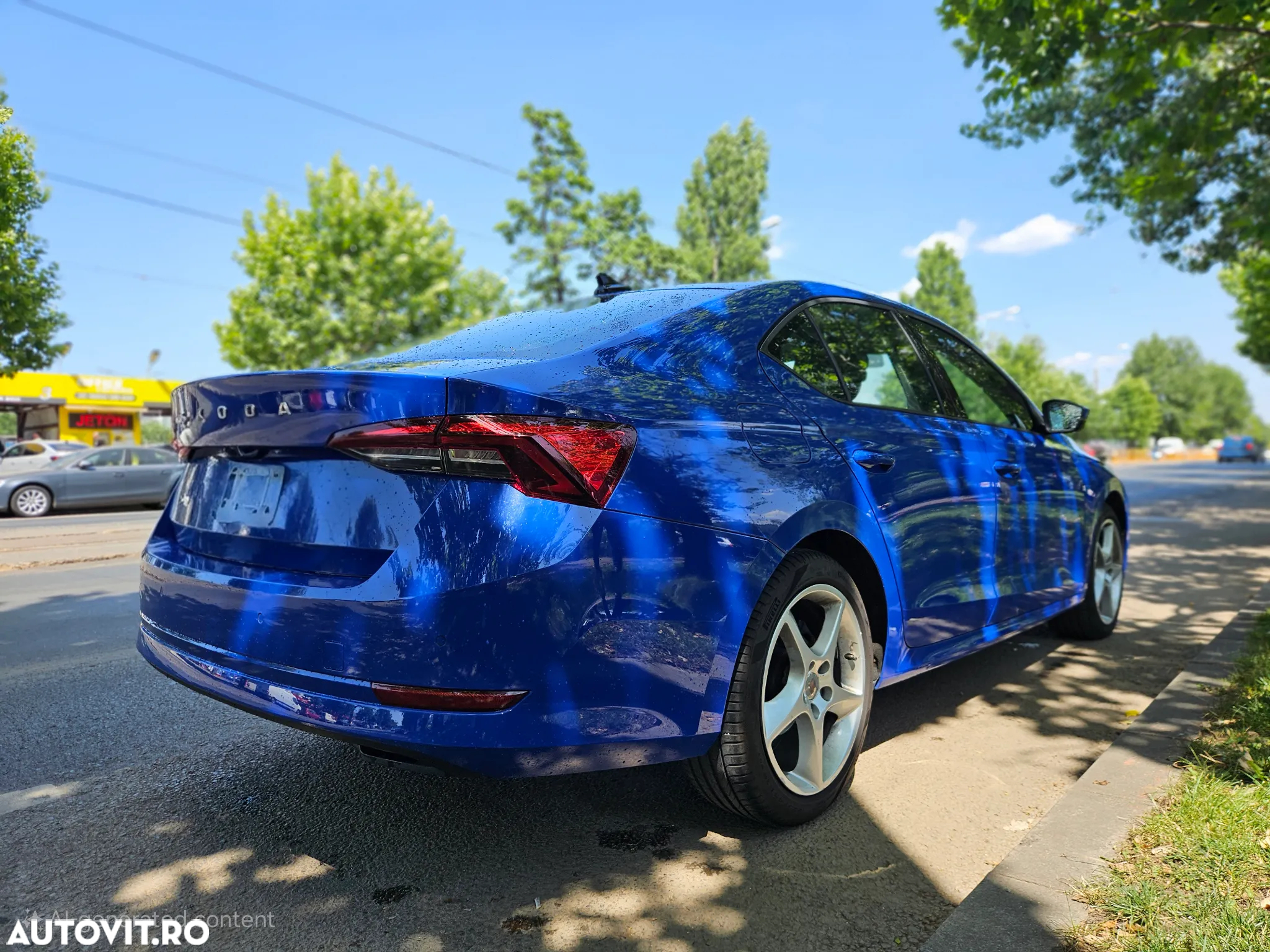 Skoda Octavia 2.0 TDI DSG Ambition - 7