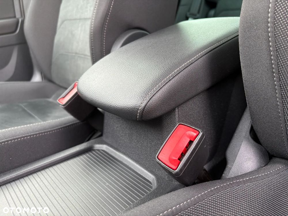 Volkswagen Tiguan 1.5 TSI OPF DSG URBAN SPORT - 18
