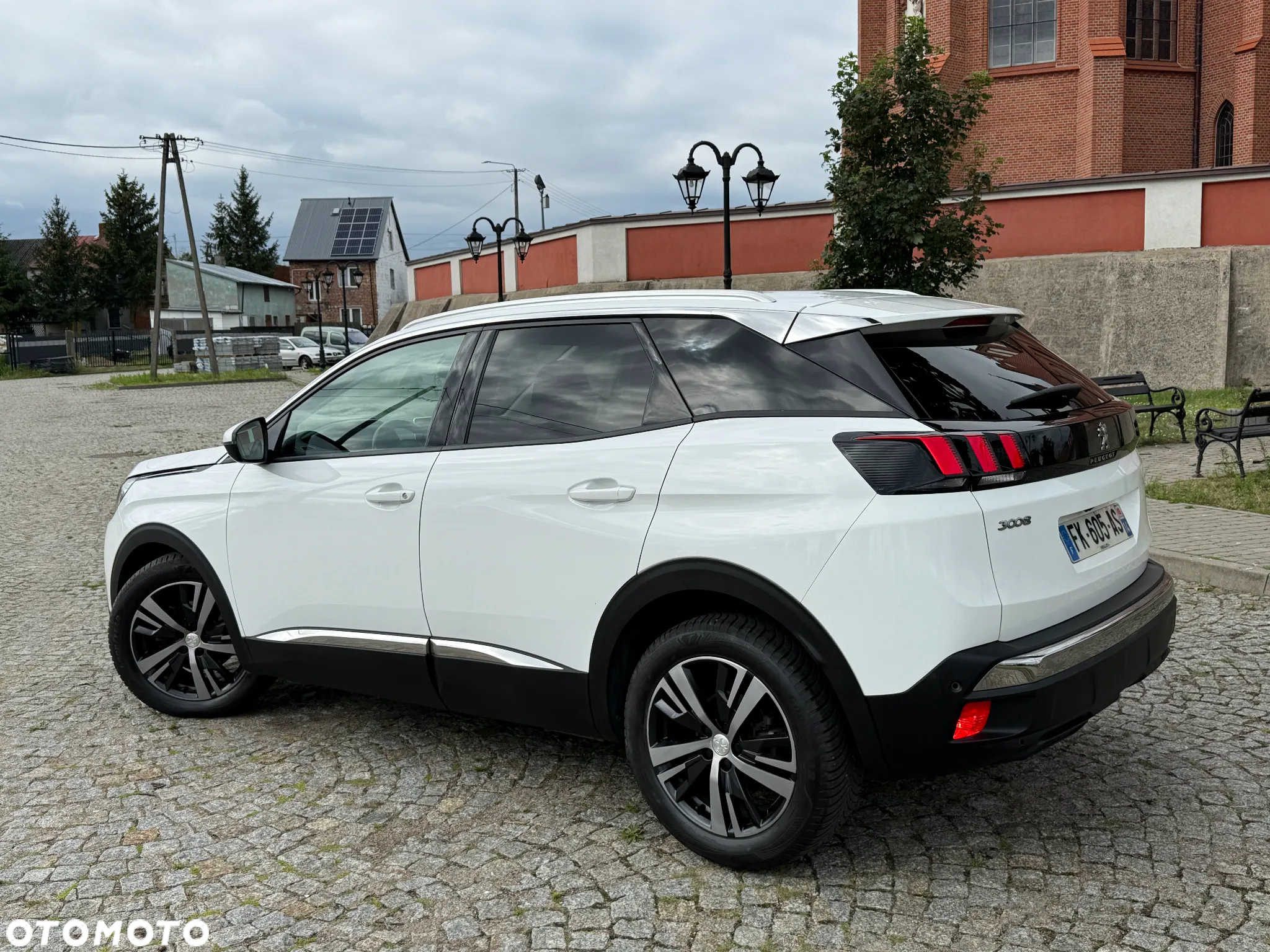 Peugeot 3008 PureTech 130 Stop & Start EAT6 Allure - 3
