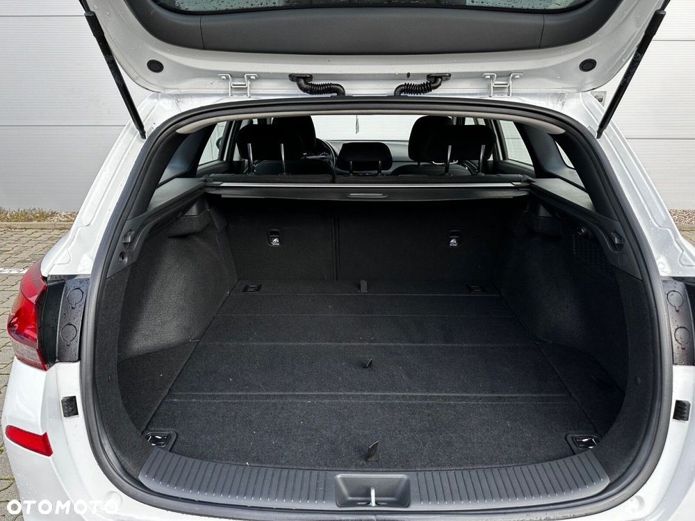 Hyundai i30 - 25