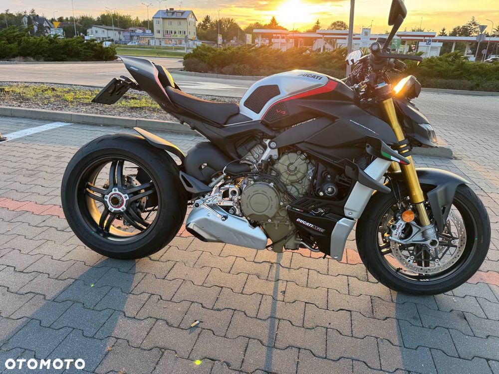 Ducati Streetfighter V4 - 12