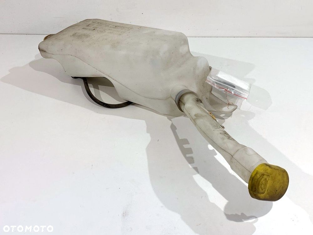 ZBIORNIK SPRYSKIWACZY  RENAULT CLIO III (BR0/1, CR0/1) 2005 - 2014 1.2 16V (BR02, BR0J, BR11, CR02, - 3