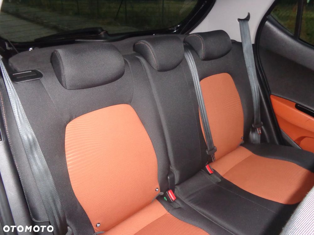 Hyundai i10 1.0 Intro Edition - 20