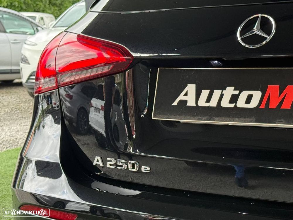 Mercedes-Benz A 250 e 8G-DCT AMG Line - 27