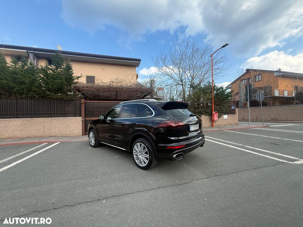 Porsche Cayenne Platinum Edition - 6