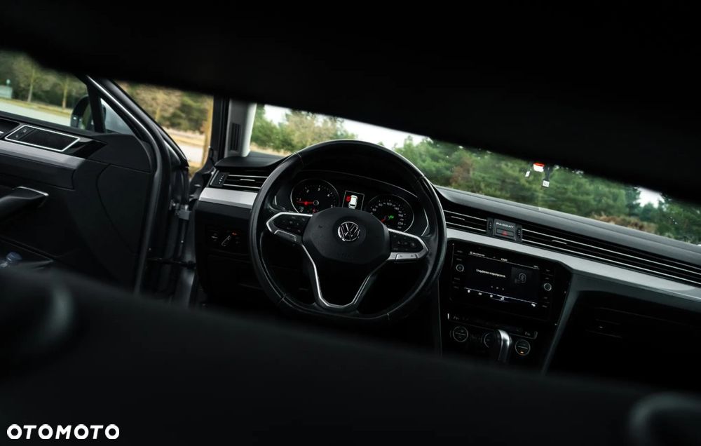 Volkswagen Passat Variant 2.0 TDI Business DSG - 32