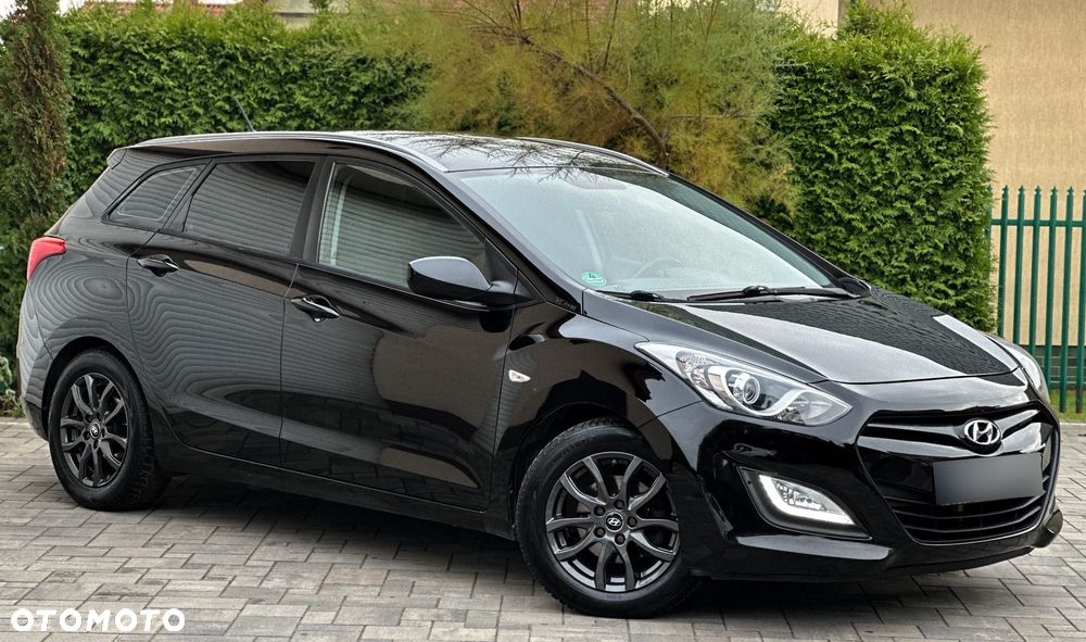 Hyundai i30 1.6 CRDI Fifa World Cup Edition - 3