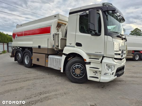 Mercedes-Benz Autocysterna ANTOS