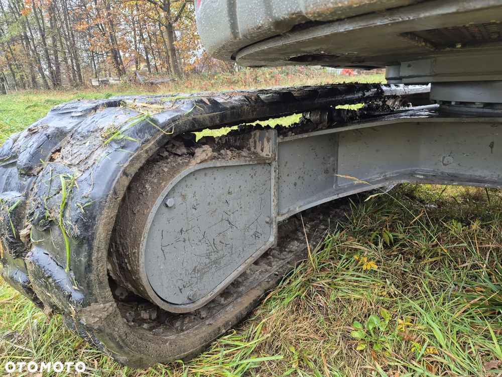 Takeuchi TB280FR - 17