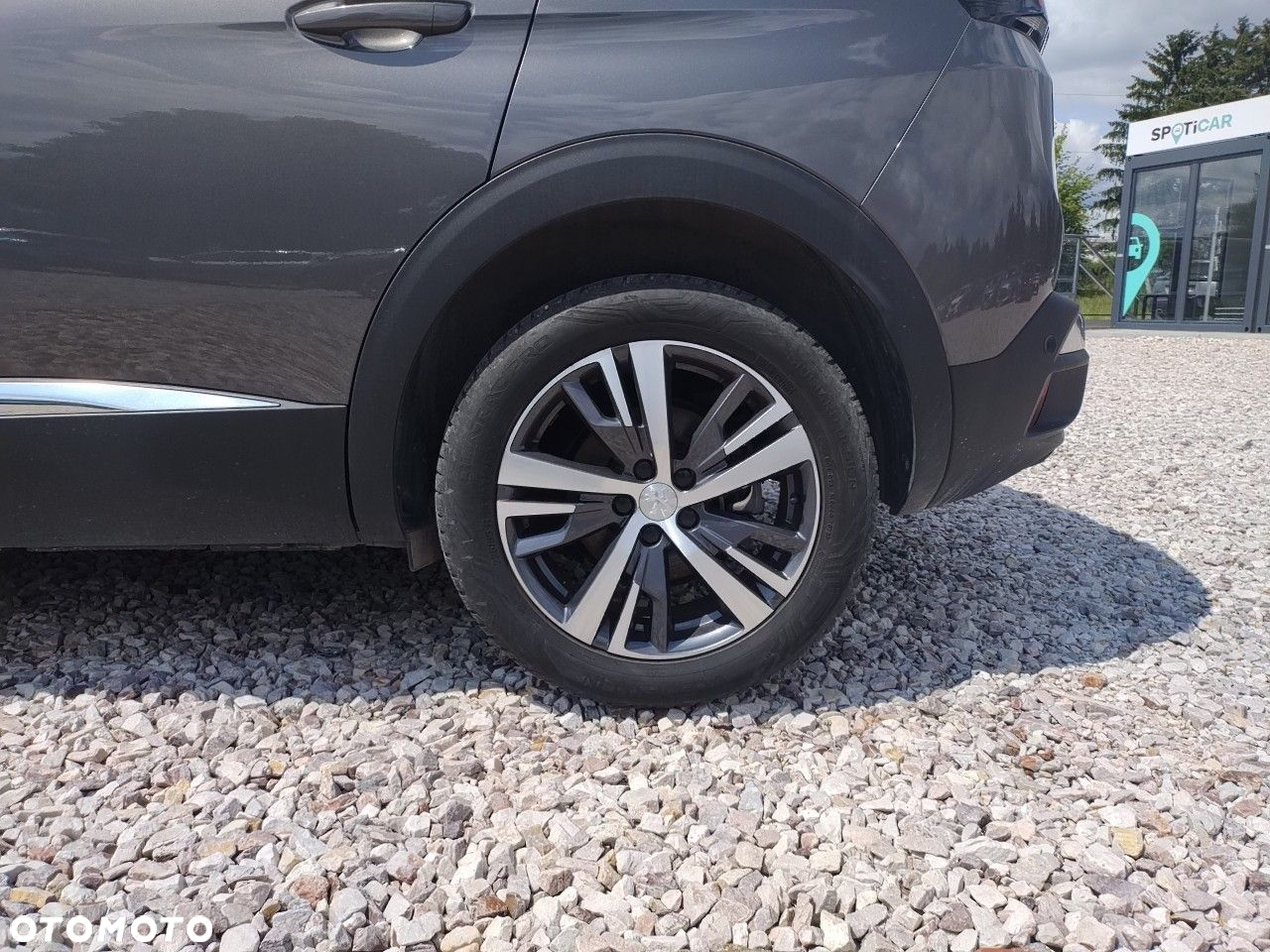 Peugeot 3008 1.5 BlueHDi Allure Pack S&S EAT8 - 11