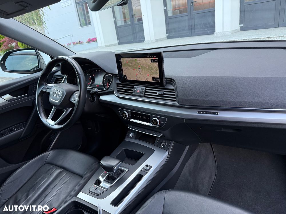 Audi Q5 40 TDI quattro S tronic design - 12