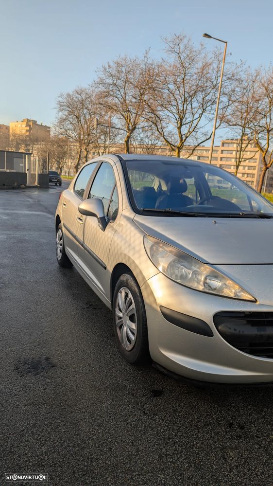 Peugeot 207 1.4 16V Open - 1
