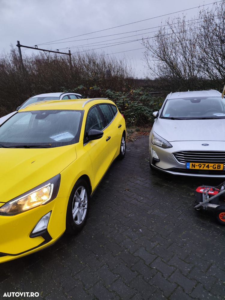 Ford Focus Turnier 1.5 TDCi DPF Start-Stopp-System Business - 4