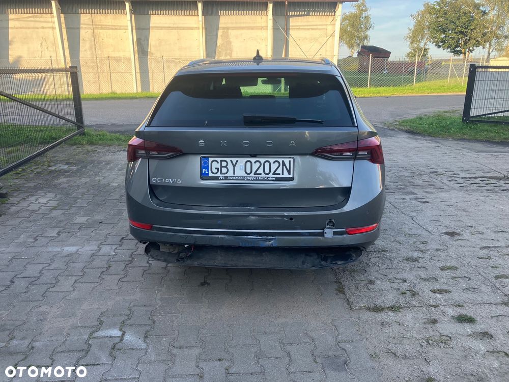 Skoda Octavia 2.0 TDI 4x4 Style DSG - 5
