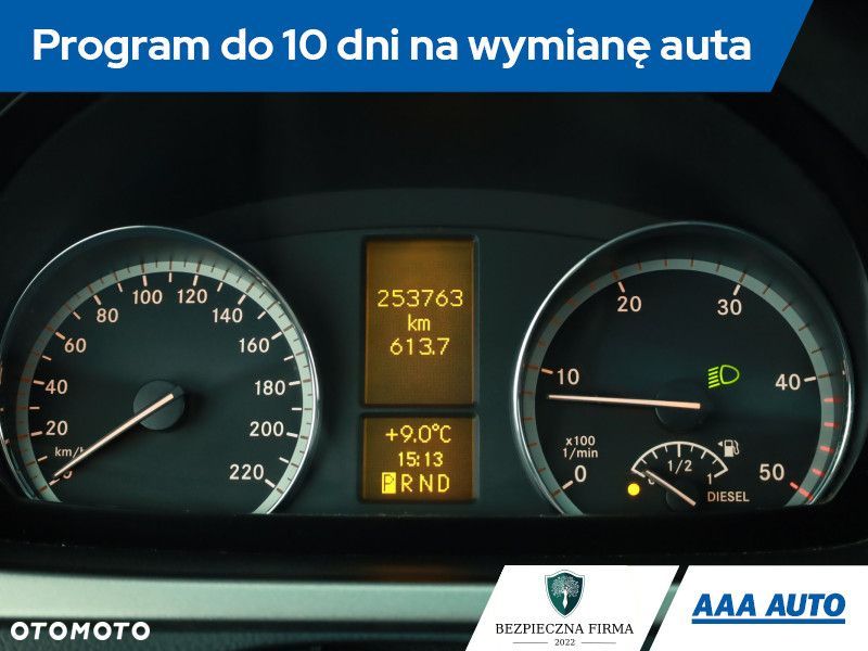 Mercedes-Benz Viano - 8