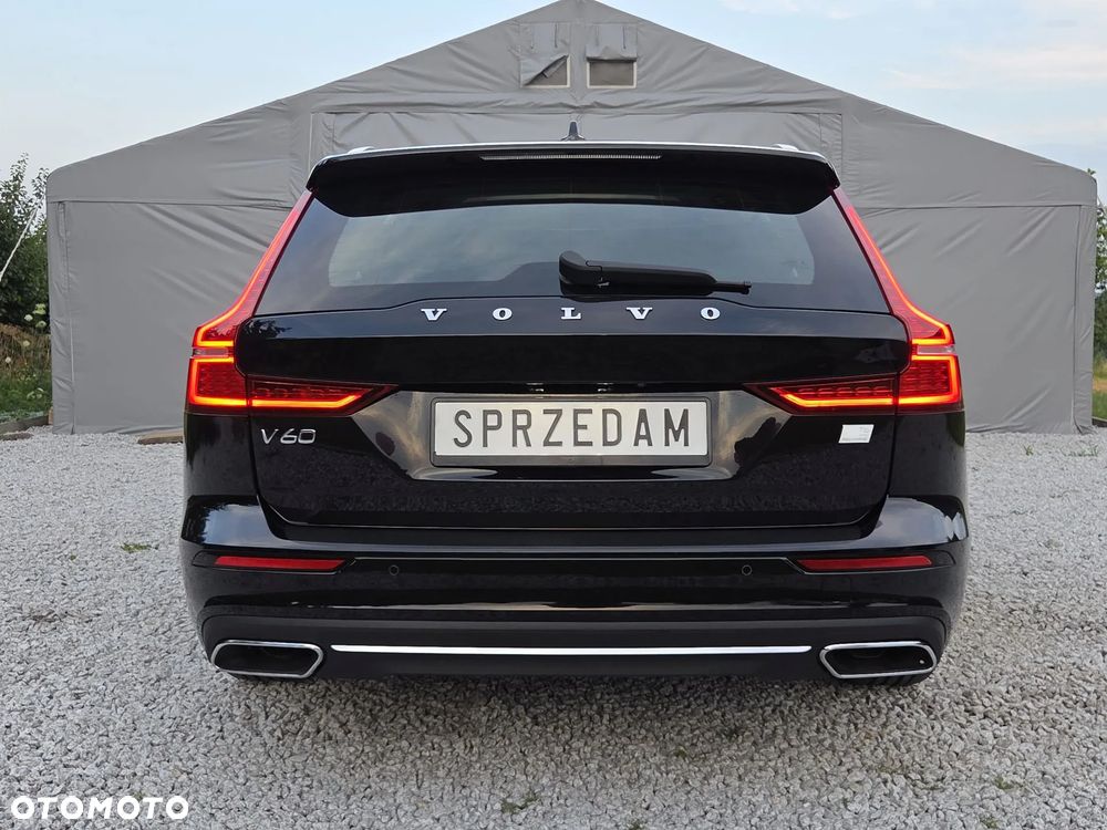 Volvo V60 T6 AWD Recharge Geartronic Inscription Expression - 33