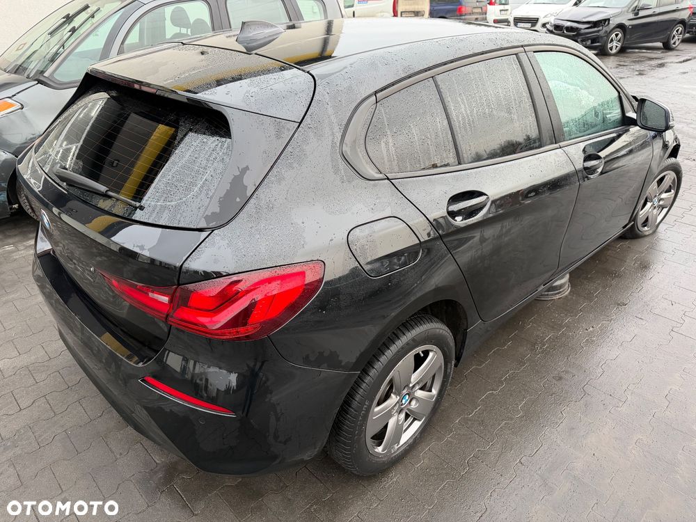 BMW Seria 1 116d Edition Metropolitan - 6