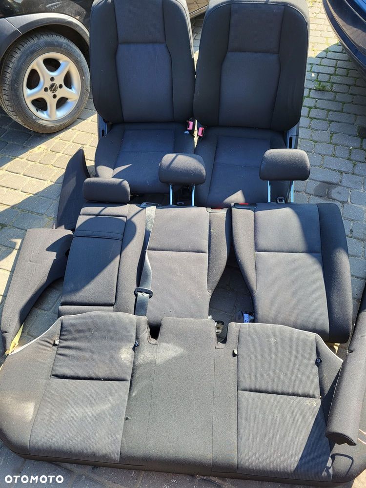 Fotele kanapa komplet mercedes w 204 kombi c klasa 09r