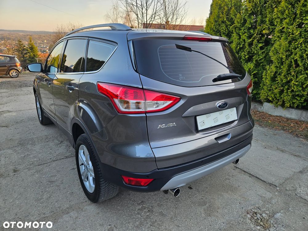 Ford Kuga - 4