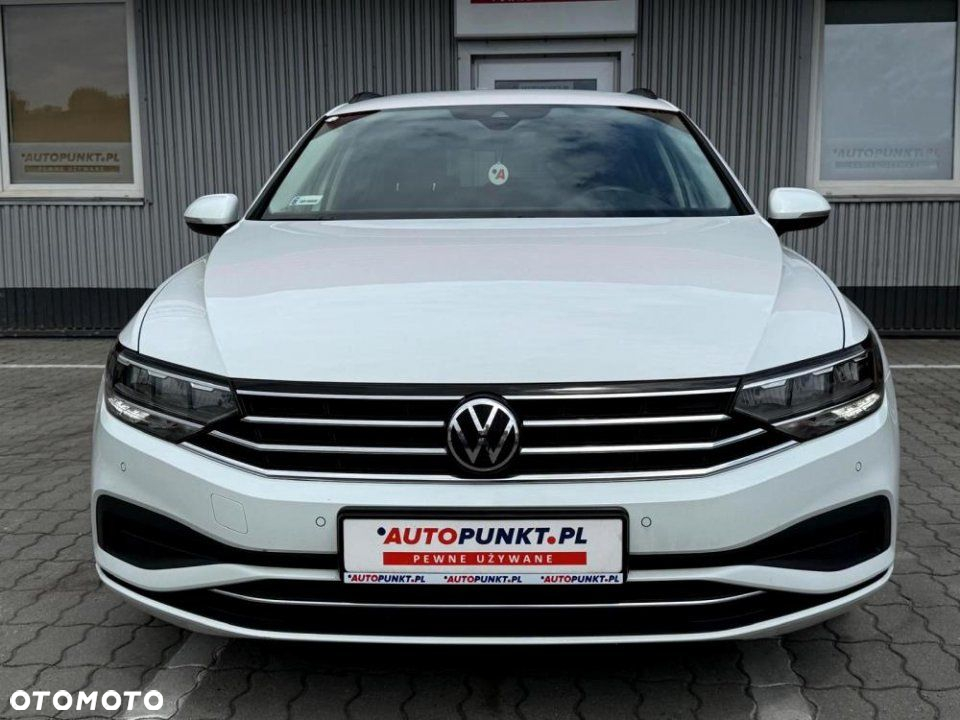 Volkswagen Passat - 8