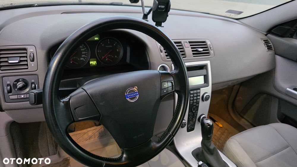 Volvo S40 2.0D Momentum - 10