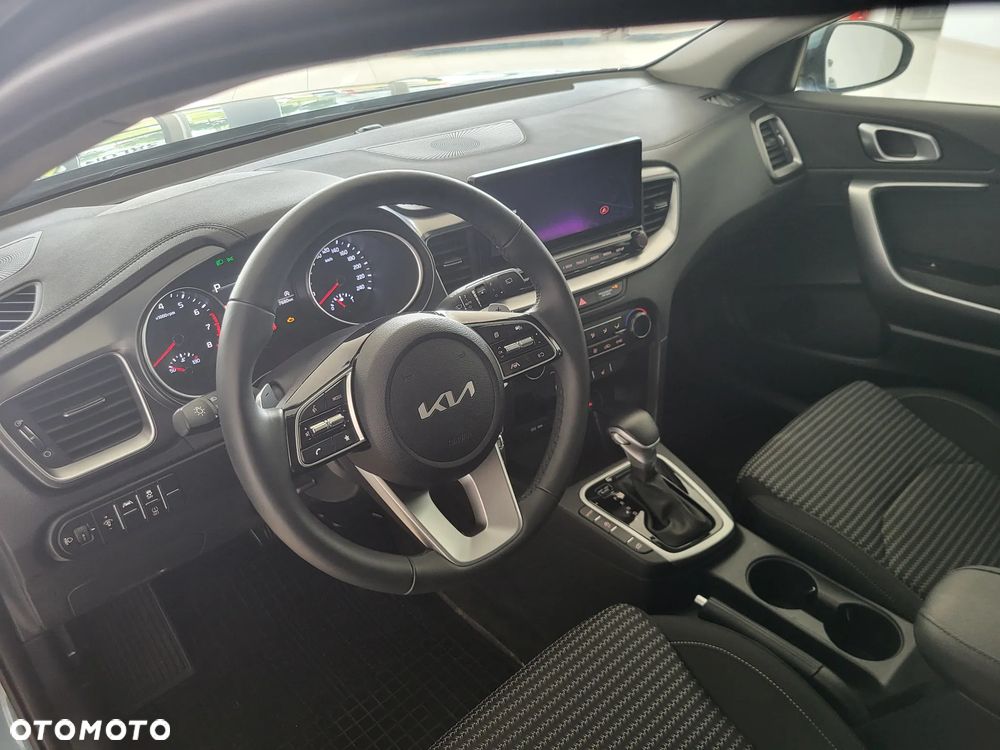 Kia XCeed 1.5 T-GDI M DCT - 6