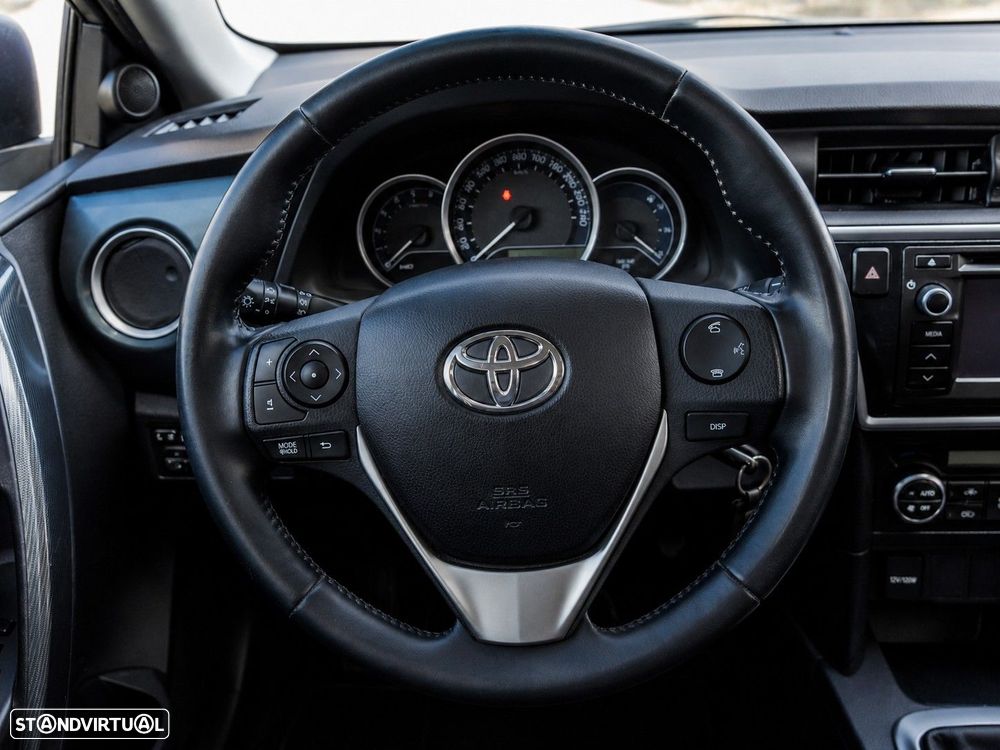 Toyota Auris Touring Sports 1.4 D-4D Comfort+Pack Sport - 22