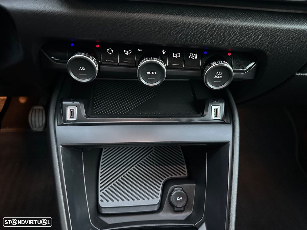 Citroën C4 PureTech 130 Stop&Start FEEL PACK - 15