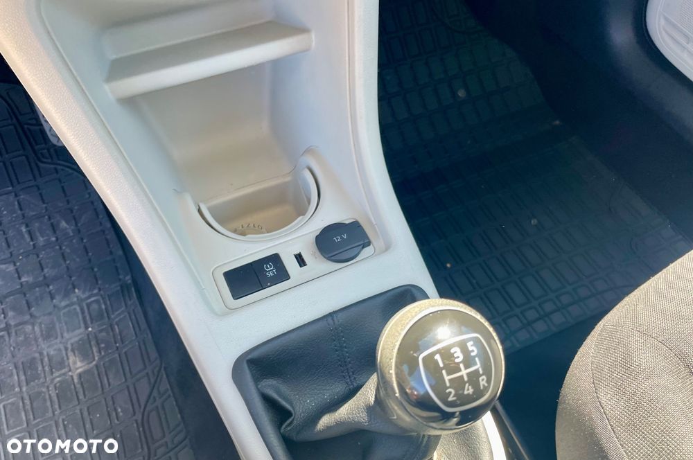 Volkswagen up! 1.0 high - 29