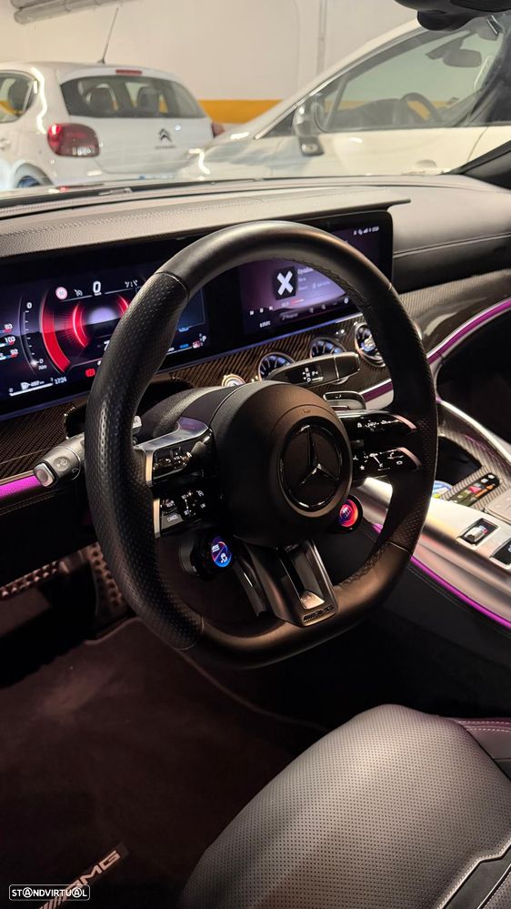 Mercedes-Benz AMG GT 4 portas - 9