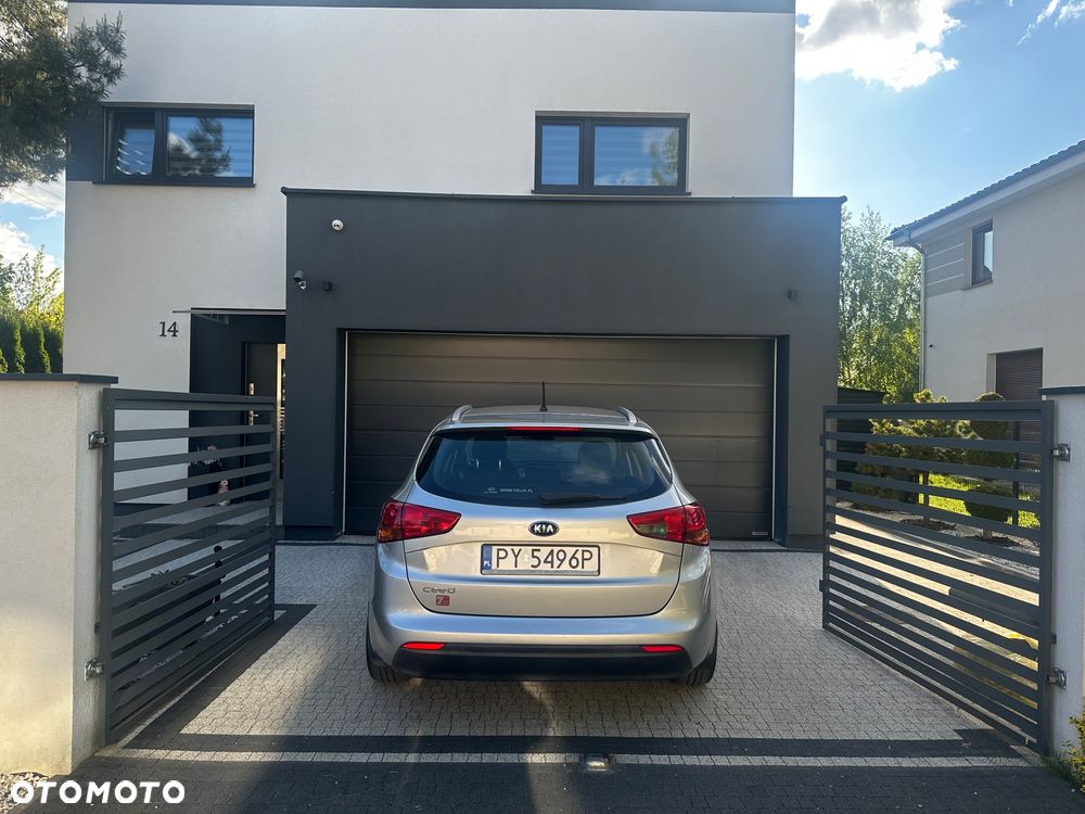 Kia Ceed 1.4 L - 8