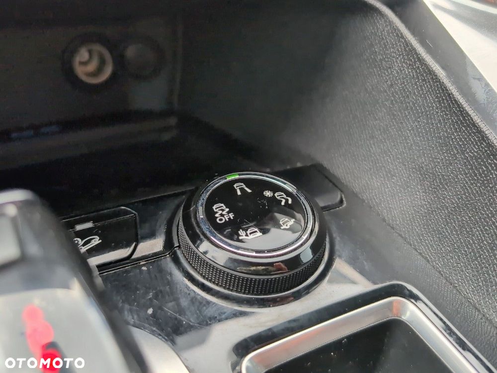 Peugeot 3008 1.5 BlueHDi Allure Pack S&S EAT8 - 18