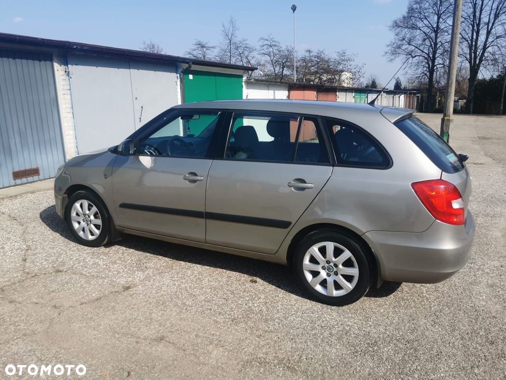 Skoda Fabia 1.4 16V Style - 6