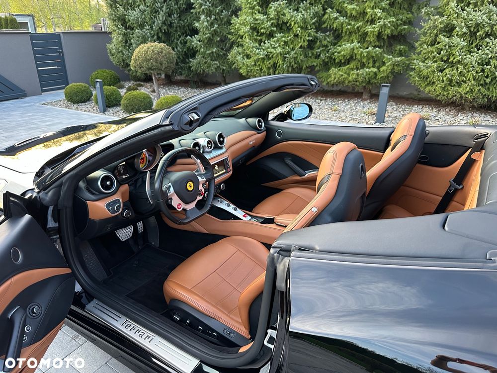 Ferrari California T - 14