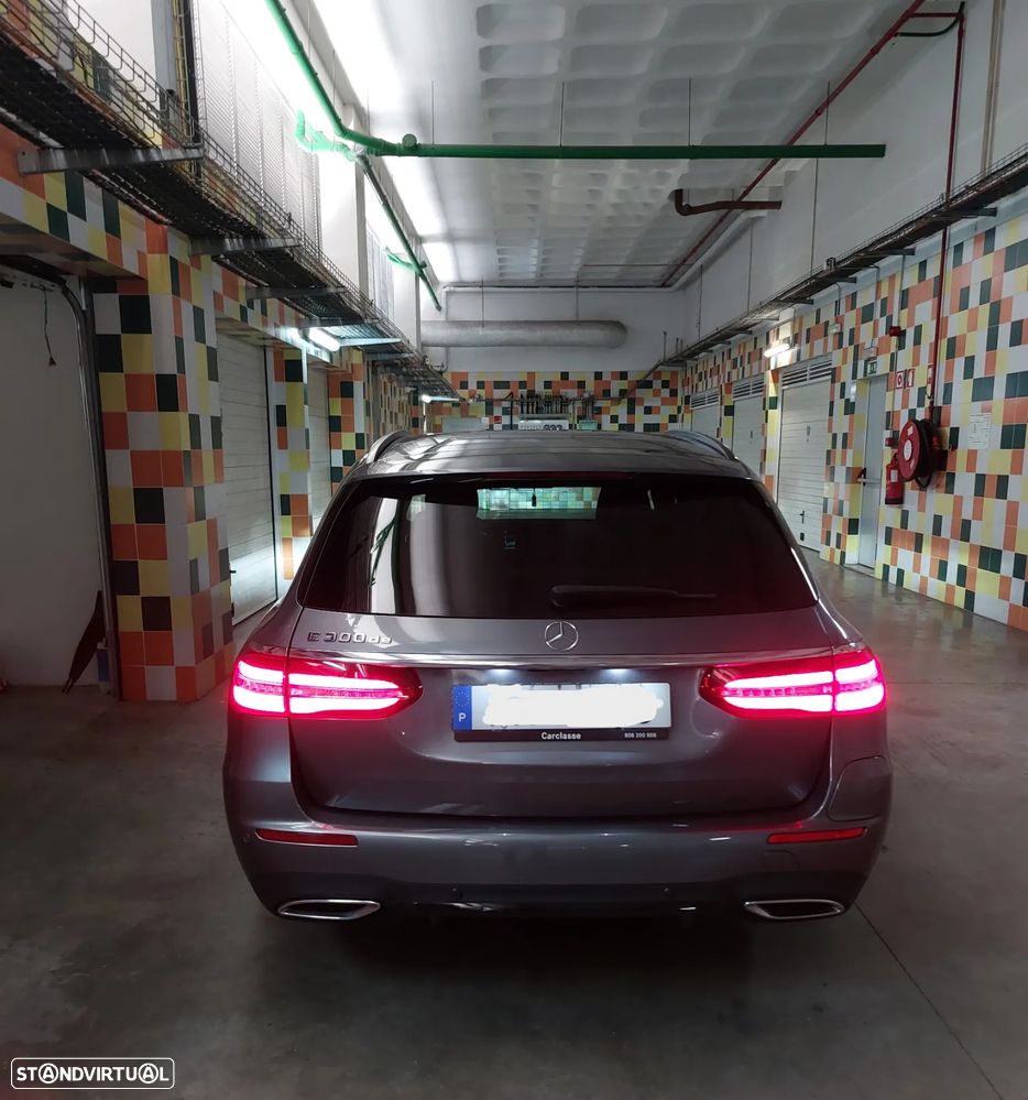 Mercedes-Benz E 300 de AMG Line - 23