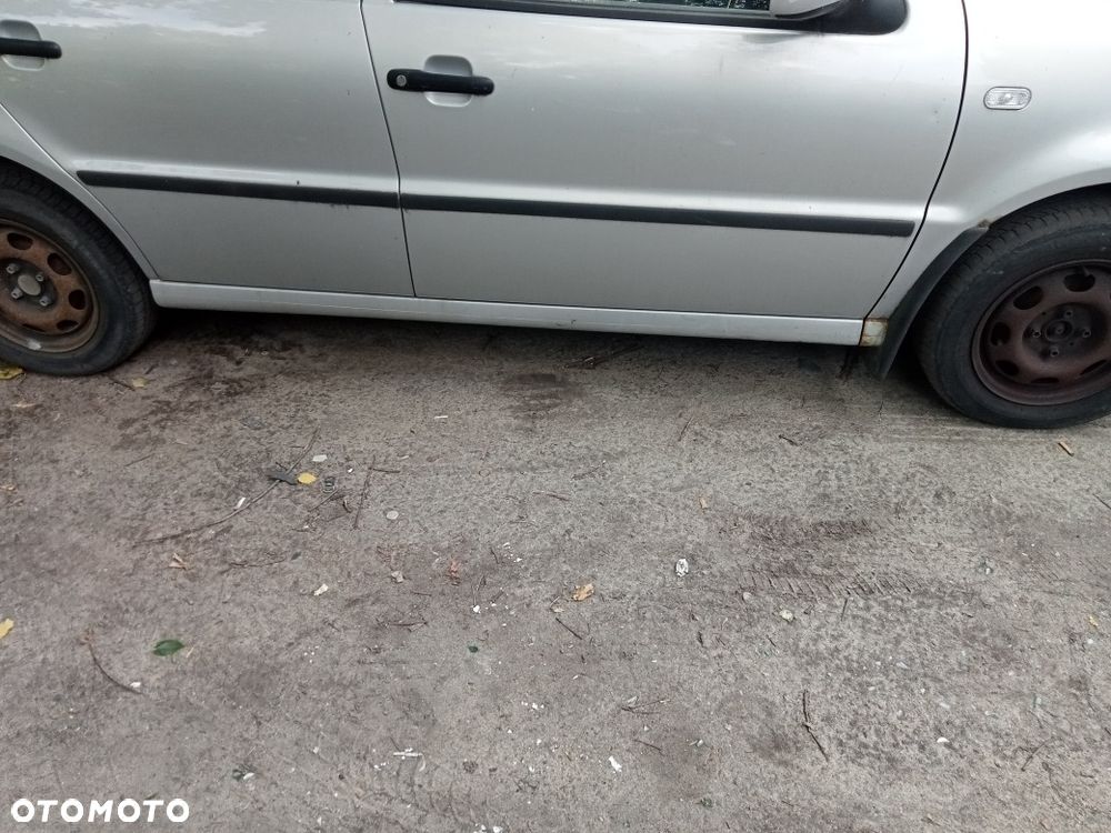 Volkswagen Polo - 3