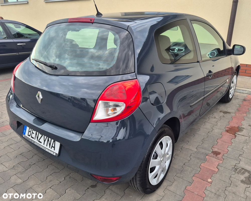 Renault Clio 1.2 16V 75 Yahoo - 6
