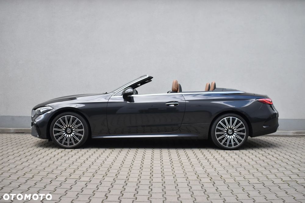 Mercedes-Benz CLE 300 4Matic Cabrio 9G-TRONIC - 5