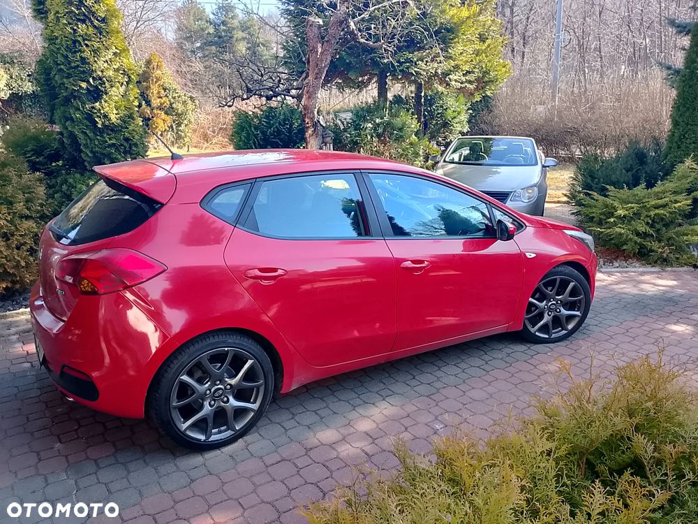 Kia Ceed 1.6 CRDi 128 97g Edition 7 - 8