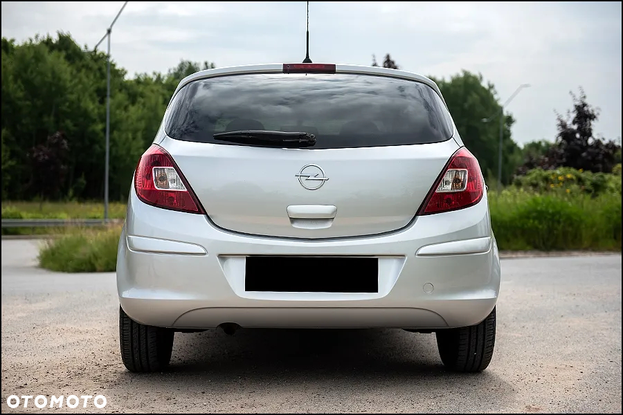 Opel Corsa - 4